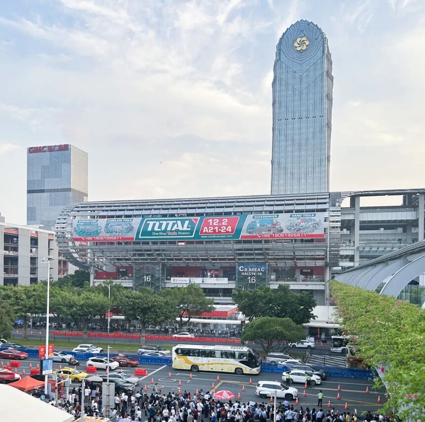 1764136269652663.jpg 2.jpg