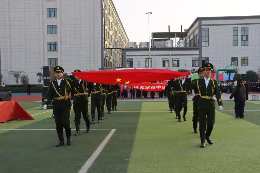 1764298774233520.jpg 4dca79d6843eb6a7b321586c53d9001b.jpg