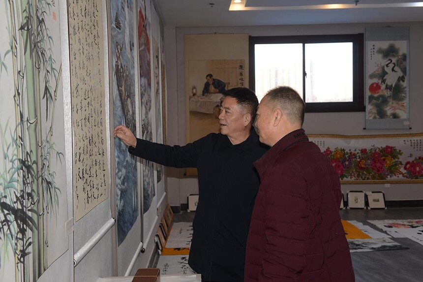 1765885947643514.jpg 02719f3ed17e8324453044133b037860.jpg