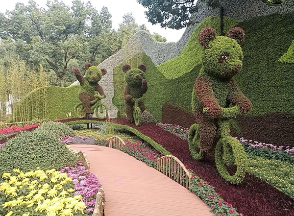 1654135013792400.jpg 五色草造型施工.jpg