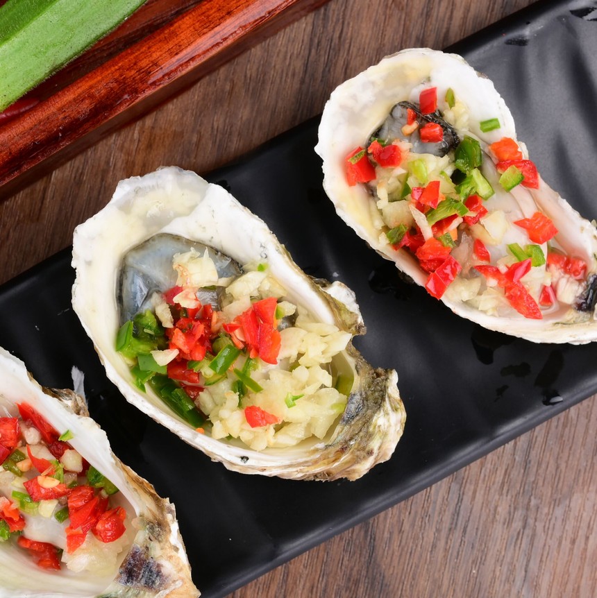 Half shell oyster (5).jpg