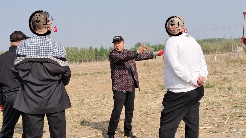 1751079396171329.jpeg default (17).jpeg