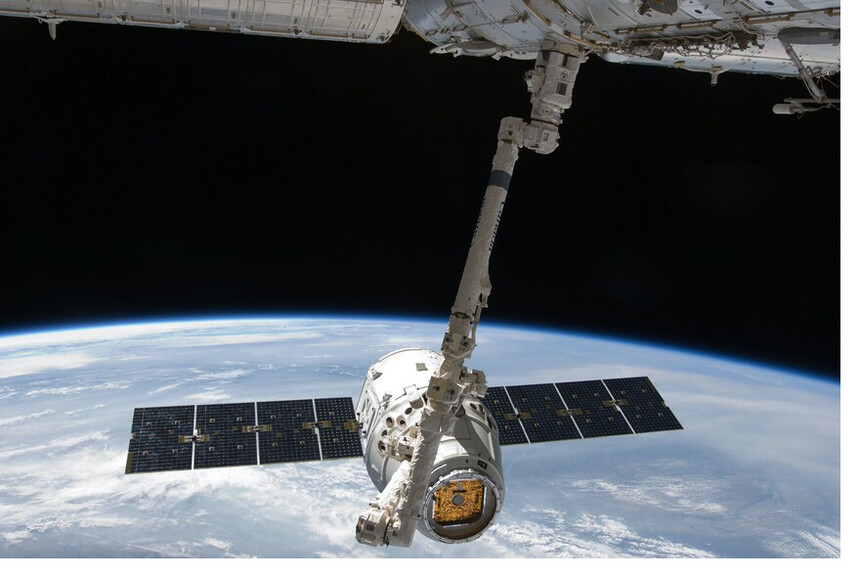 1679560519523043.jpg 航天.jpg