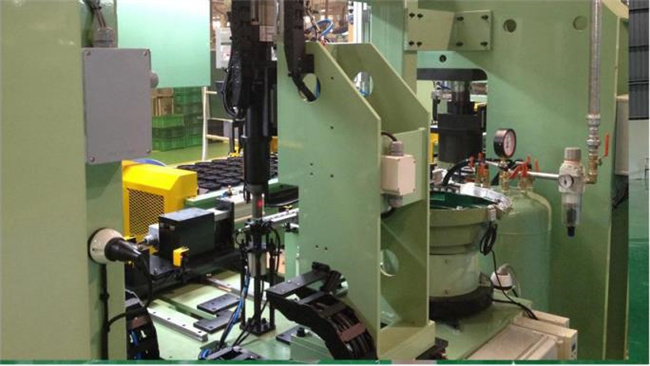 ȫ�Ԅ�(d��ng) ���_���b�侀(xi��n).jpg