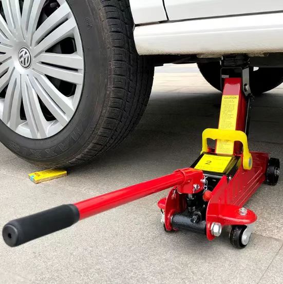 Floor Jack 6 UCHY.jpg