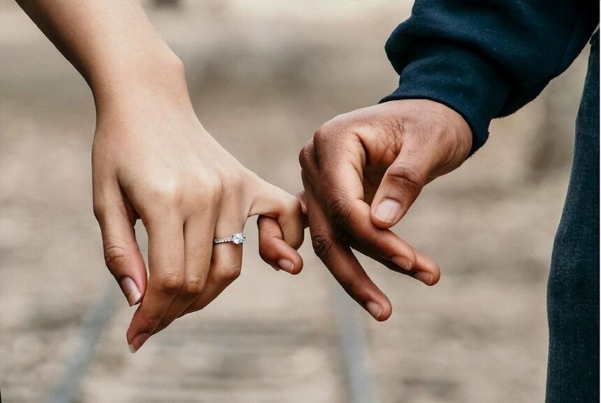 1766475770942059.jpeg cafca678be8844022e7cf695c04e40dd.jpeg