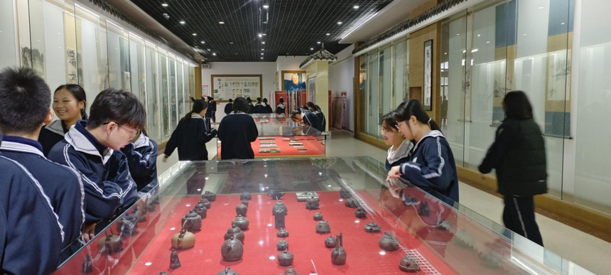 ɽ�������һ��ѧ�����ߵ�˼���Ρ�����ֲ�ҹ��黳 ������ɫѪ��7.png