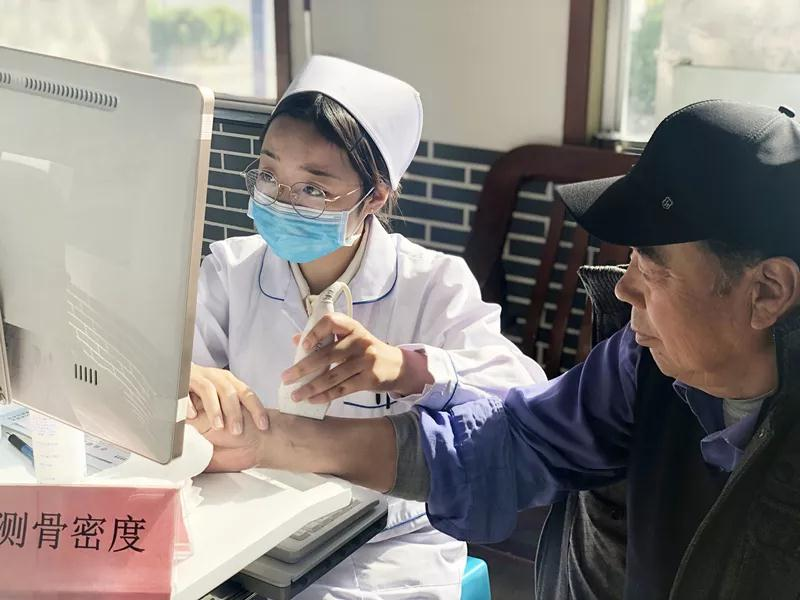 起凤整骨 起凤整骨