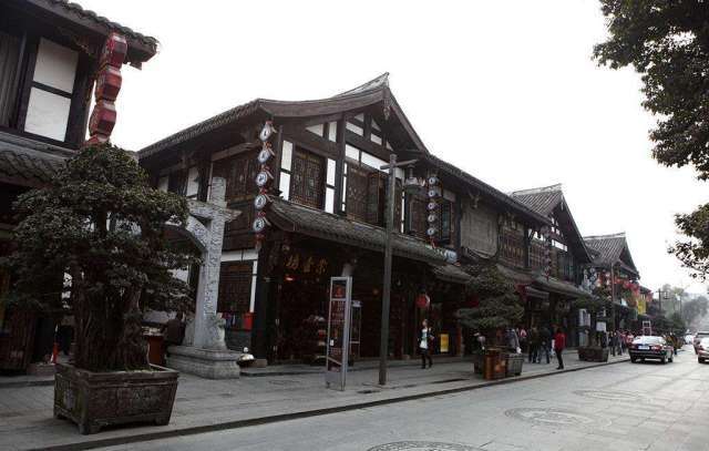 DƬ1.jpg