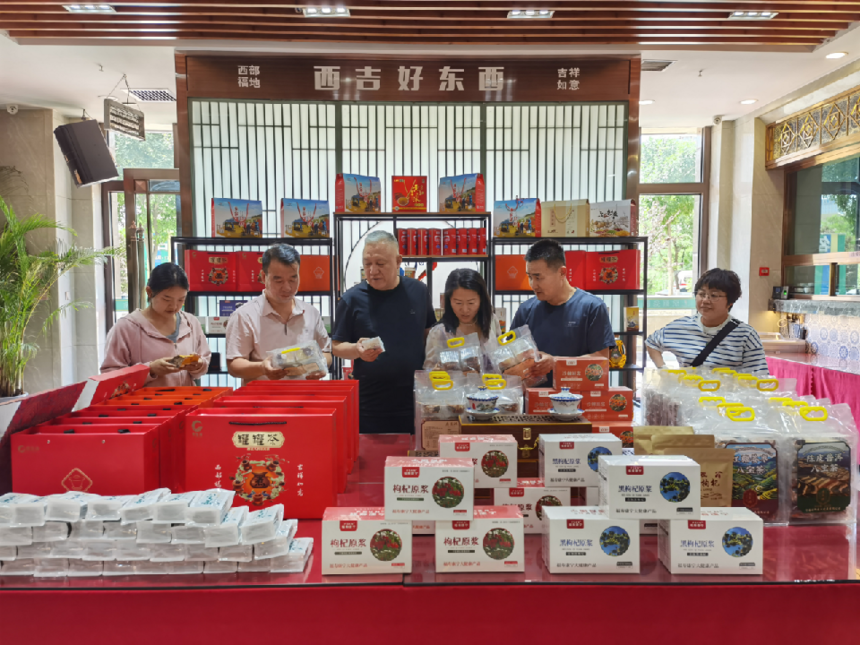 1740986084194178.png f2cfba2d-9a6e-4777-bf47-959055929380.png