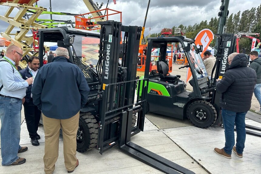 1758014246881390.jpg 7f00c256e6dd1f07cc54133e61758f68.jpg