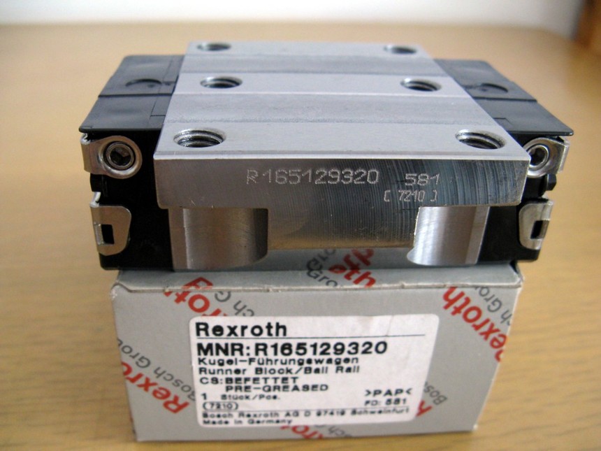R165129320-03_2554.jpg