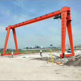 單梁龍門吊