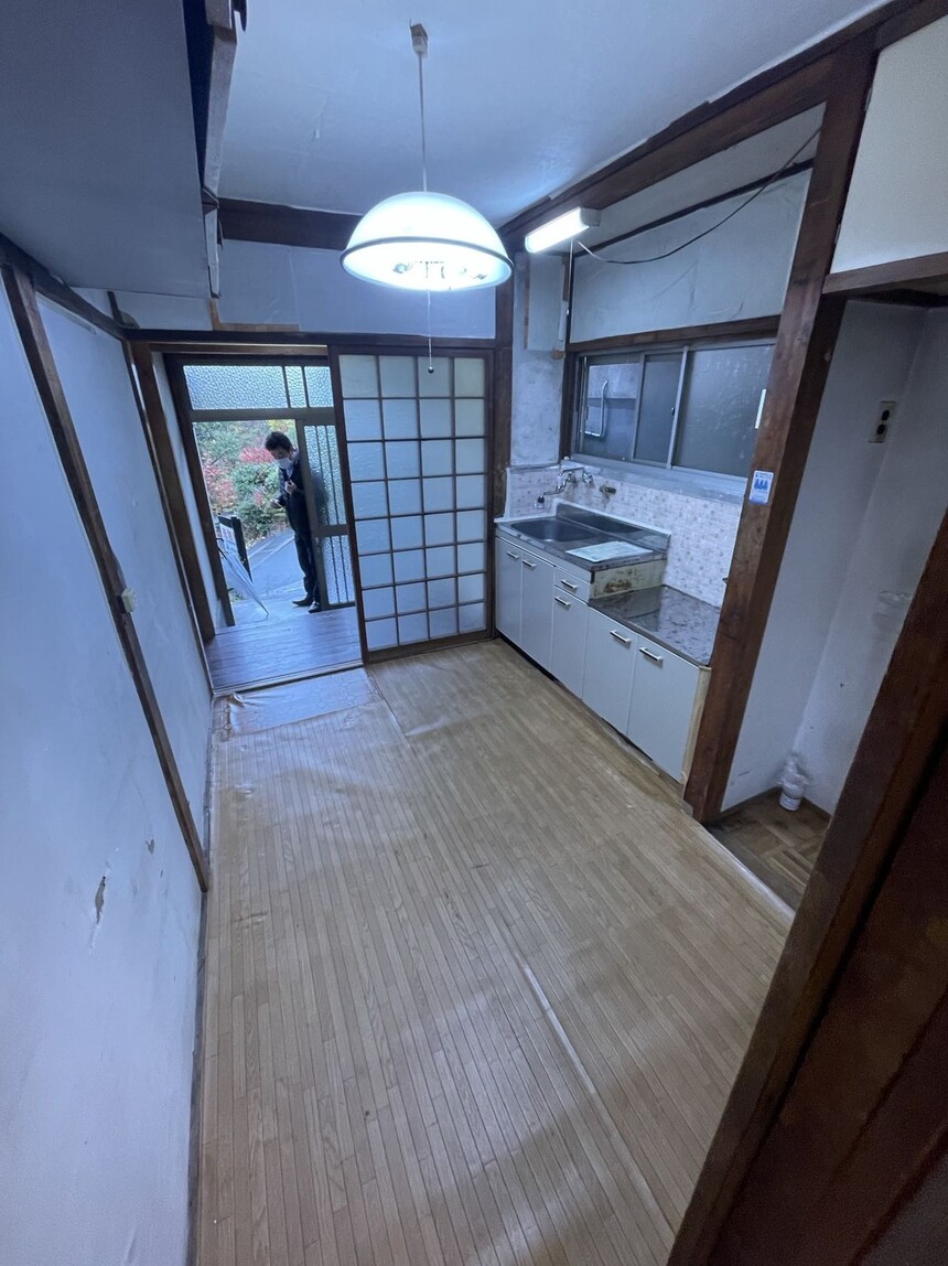 ed1b0a7e-90c3-4420-9a2b-51f53e95edef.jpg