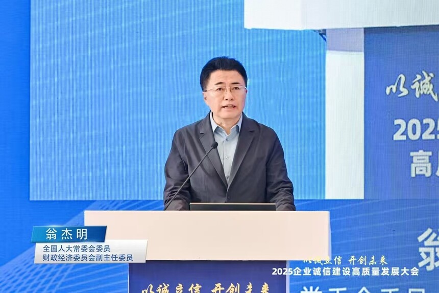 1759284068309352.jpg 221759284019_.pic.jpg