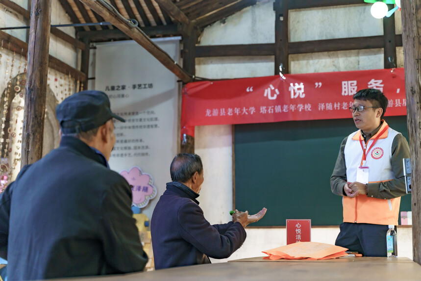 1699083881726989.jpg 1699083881726989.jpg