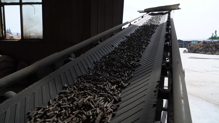 1732614553456661.jpg C2252T01.JPG