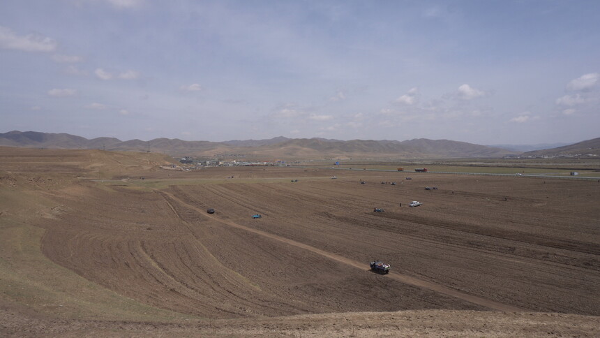 C1283T01.JPG