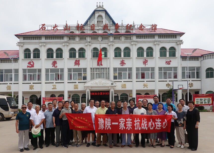 张小2.jpg