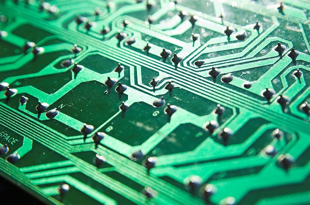 cyber-2366908_640.jpg