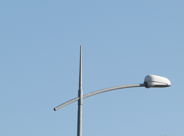 floor-lamp-2067097_640.jpg