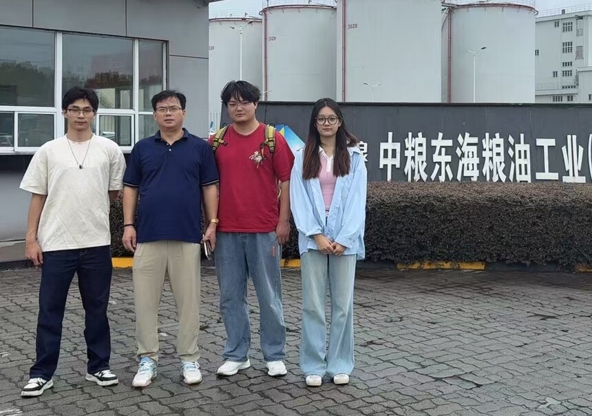 1757488435354347.jpg 1757488435354347.jpg