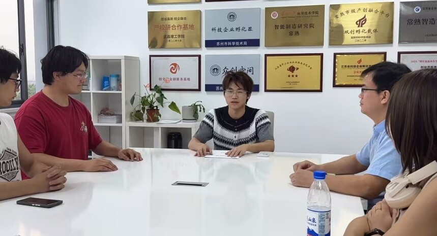 1758977218189128.jpg 1758977218189128.jpg