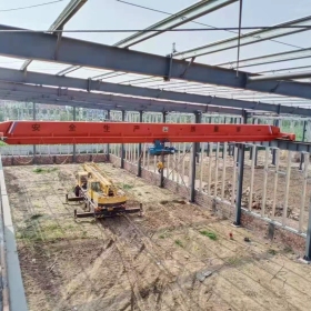 單梁橋式起重機(jī)