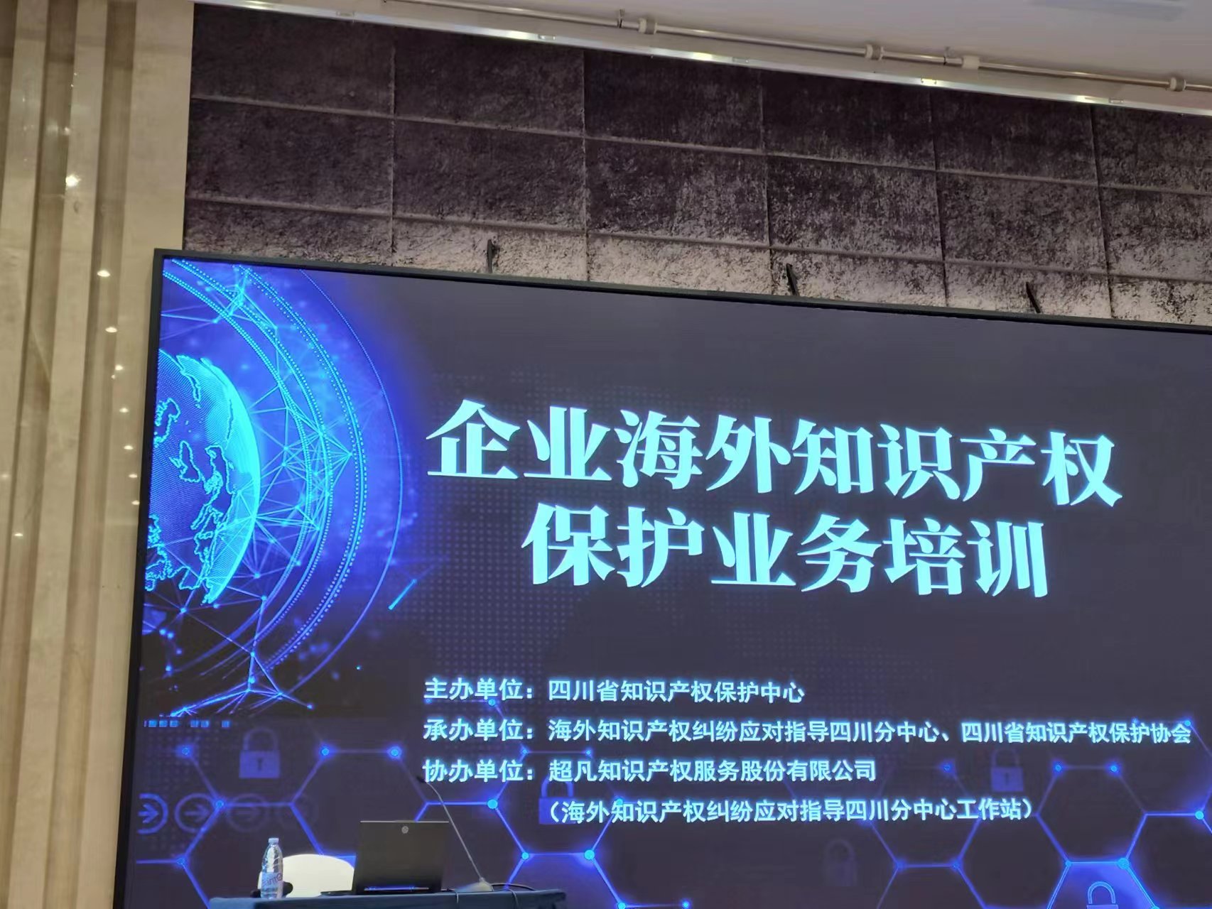 1688711388390860.jpg af118268965e164c2f8674d799b2f27.jpg