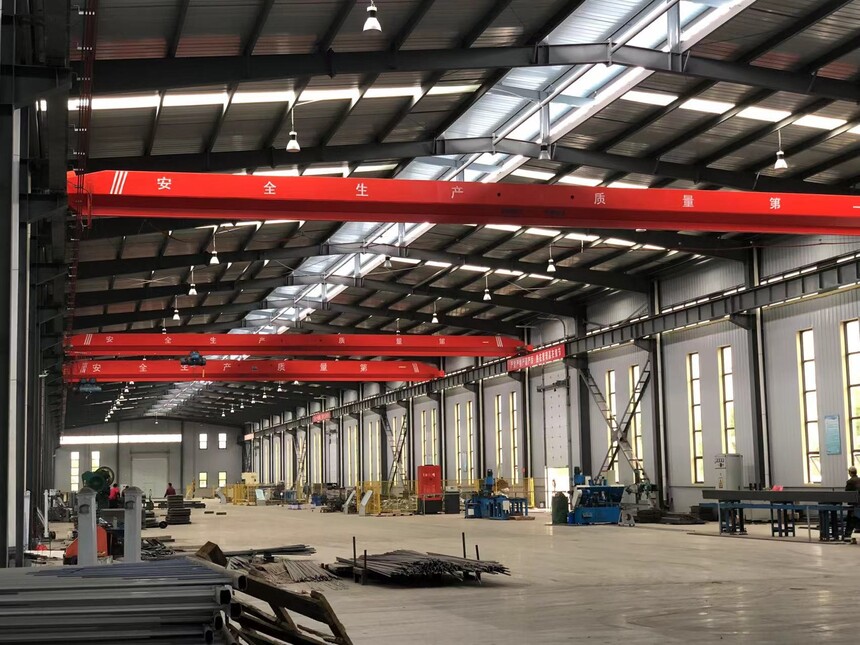 Single beam crane video3.jpg
