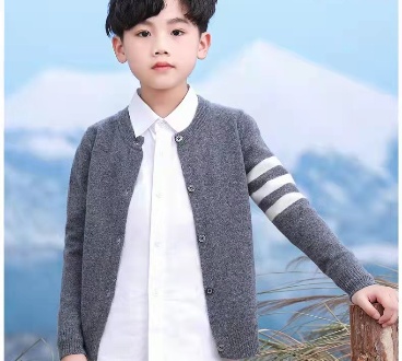 CASHMERE/WOOL SWEATERS AND PANTS