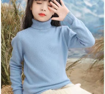 CASHMERE/WOOL SWEATERS AND PANTS