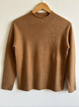 CASHMERE/WOOL SWEATERS AND PANTS