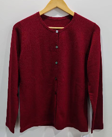 CASHMERE/WOOL SWEATERS AND PANTS