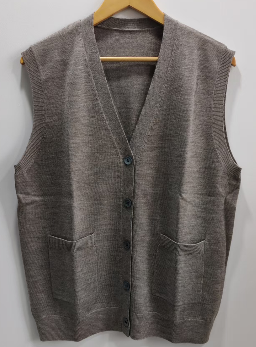 CASHMERE/WOOL SWEATERS AND PANTS