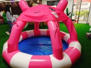 走進河南霞光游樂工廠:看充氣炫彩球和小跳