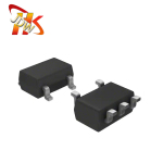 MAX823SEUK+T