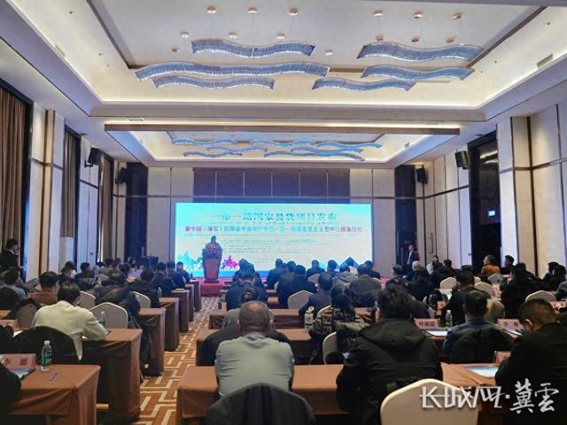 caef76094b36acaf641a697639b8901f00e99c36.jpg