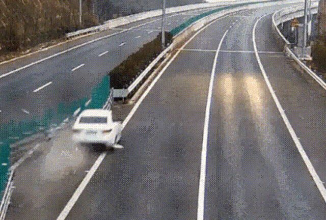 1779777440859336.gif a8adff2f196f394bfd619e45add2795e.gif