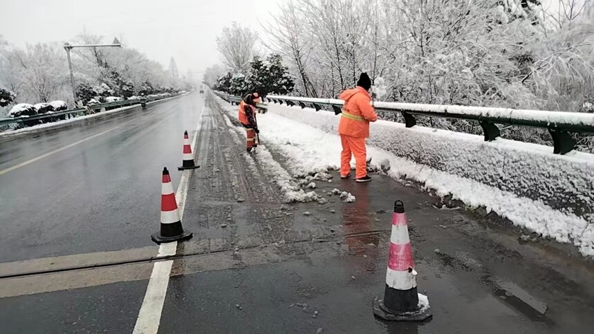 ���ѩ ����ͨ.jpg