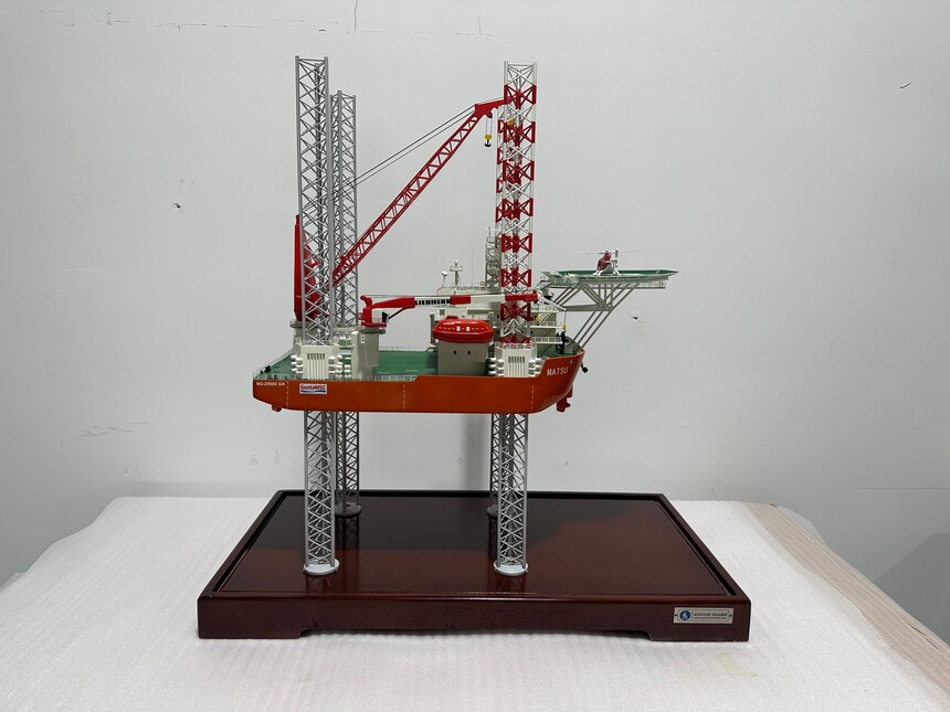 NG2500.JPG