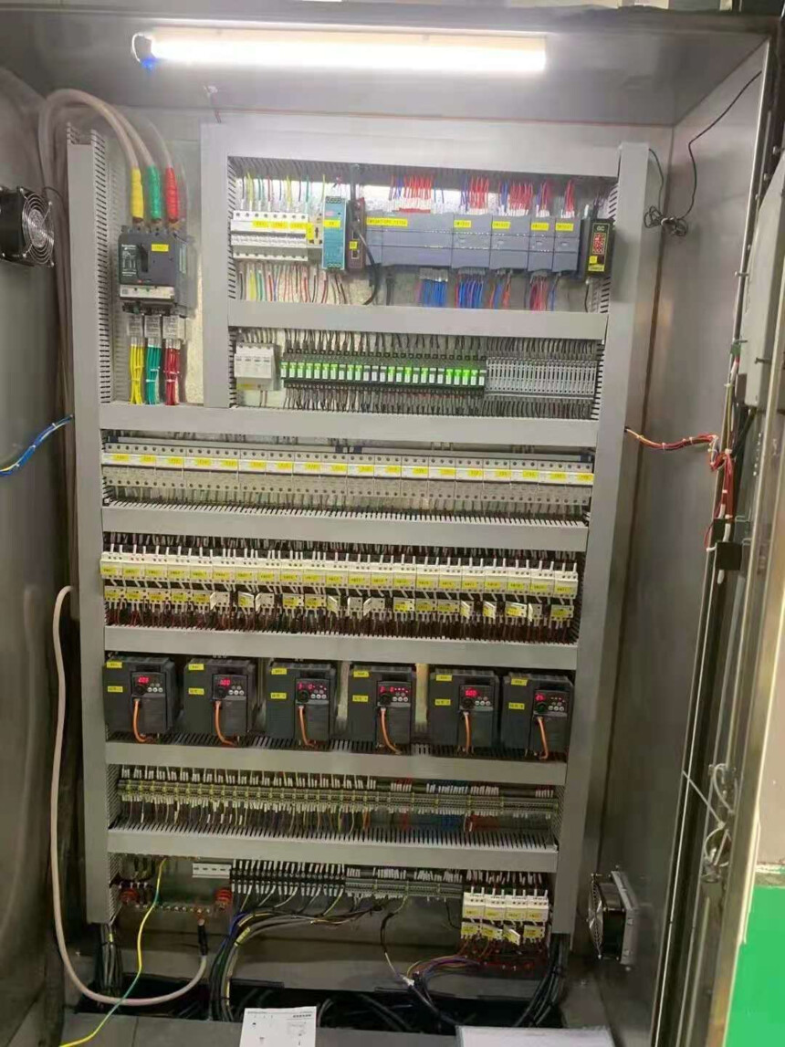 1685343451680934.jpg 1685343443(1).jpg