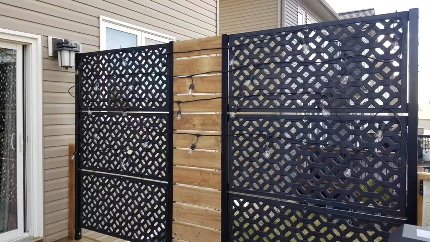 Fence-03.jpg