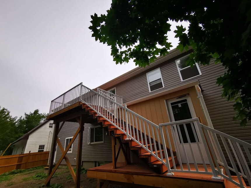 Deck-Backyard-1.jpg