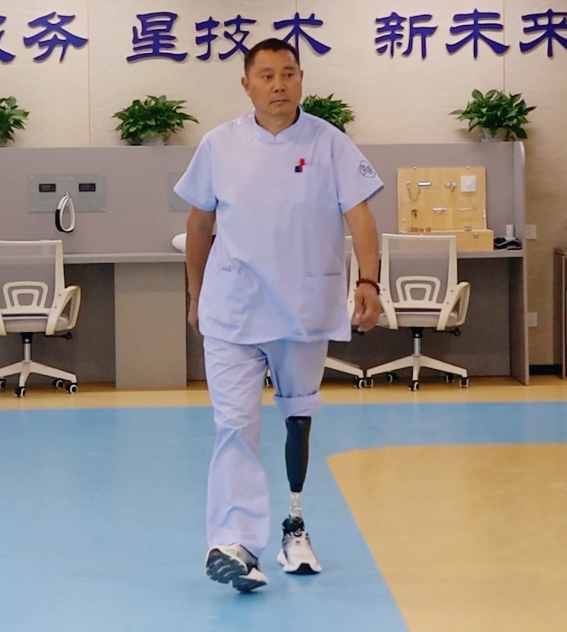 1726629146486369.png 余德传 强脑 正面.PNG