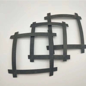 Steel plastic geogrid