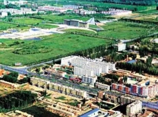 新疆生產(chǎn)建設(shè)兵團(tuán)第十三師二道湖工業(yè)園區(qū)外