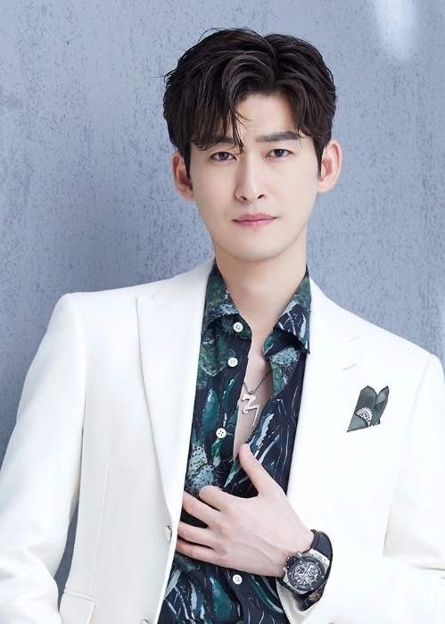 张翰_明星经纪公司 明星代言公司 亿勤锐力传媒