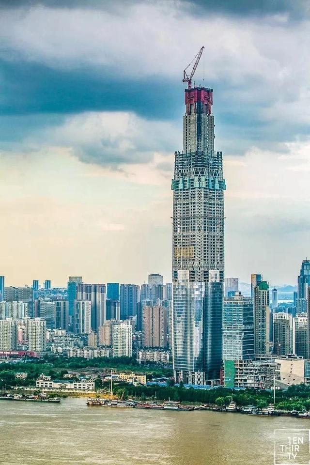 武汉绿地中心.jpg
