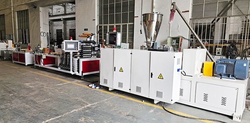 1723534135266341.jpg PVC edge band making machine 1.jpg